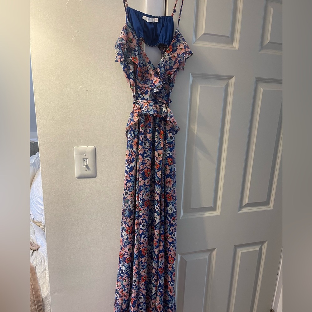 Open back and side maxi dress